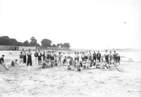 Plage de l'île Sainte-Hélène, 193- (photographie Z-159-2)