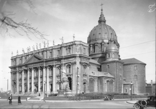 Cathédrale Marie-Reine-du-Monde, 1936 (photographie Z-175)