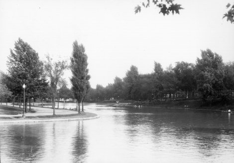 Parc Lafontaine, 193- (photographie Z-3-4)