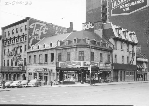 Place Jacques-Cartier, 1953 (photographie Z-500-33)
