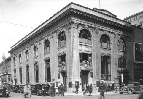 Banque d'Épargne, 1936 (photographie Z-68)