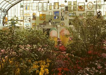 Exposition de vitraux dans le cadre de l'exposition th�matique printani�re: L'Ann�e de la Jeunesse - 1985