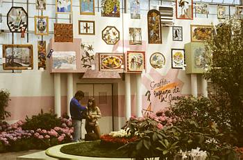 Exposition de vitraux dans le cadre de l'exposition th�matique printani�re: L'Ann�e de la Jeunesse - 1985