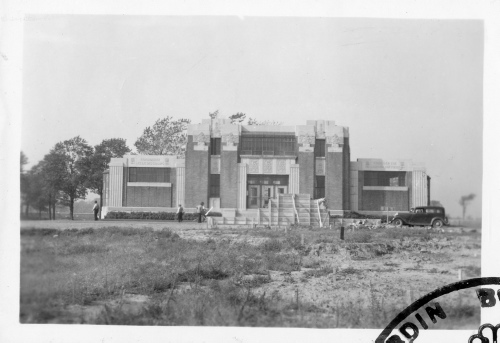Jardin botanique de Montral (Archives) - H-1937-0076-b - Jardin botanique de Montréal - Terrain de jeux - Construction - 1937