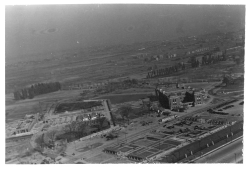 Archives du Jardin botanique de Montral - H-1938-0014-d - Jardin Botanique de Montréal - Photographie aérienne - angle Pie IX et Sherbrooke - Septembre 1938