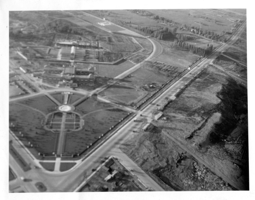 Jardin botanique de Montral (Archives) - H-1938-0049-c - Jardin botanique de Montréal - Photographie aérienne - 1938 - Parterre d