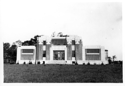 Jardin botanique de Montral (Archives) - h-1936-0021 - Montréal, Jardin botanique - Août 1936 - Pavillon d'administration