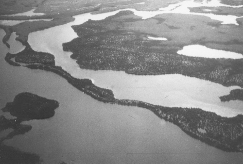 Jacques Rousseau Collection - c-3985-a-I-6366 -Esker entre Monts Otish et lac Naokocane par 52 degr?s 50'.