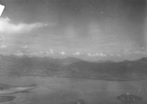 Collection Jacques Rousseau photo - c-3169-b-I-4569 -Mexique. Lac Patzcuaro (Mexique) vu en avion.