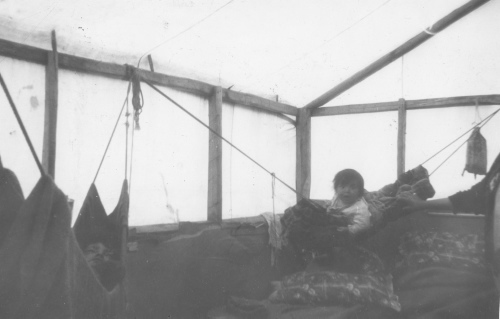 Jacques Rousseau Collection - c-3330-b-I-4916 -Poste du lac Mistassini. Deux hamacs pour b?b?s dans une tente. Fin juin 1946.