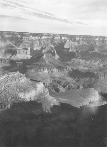 Collection Jacques Rousseau photo - c-3431-c-I-5132 -Grand Canyon, vu de l'El Tover.