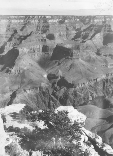 Collection Jacques Rousseau photo - c-3432-c-I-5135 -Grand Canyon vu de Pima Point.