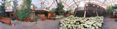 La Grande Serre d'exposition : L'arche de No�l en 360 degr�s